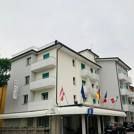 Hotel Al Capitano Caorle Exterior foto