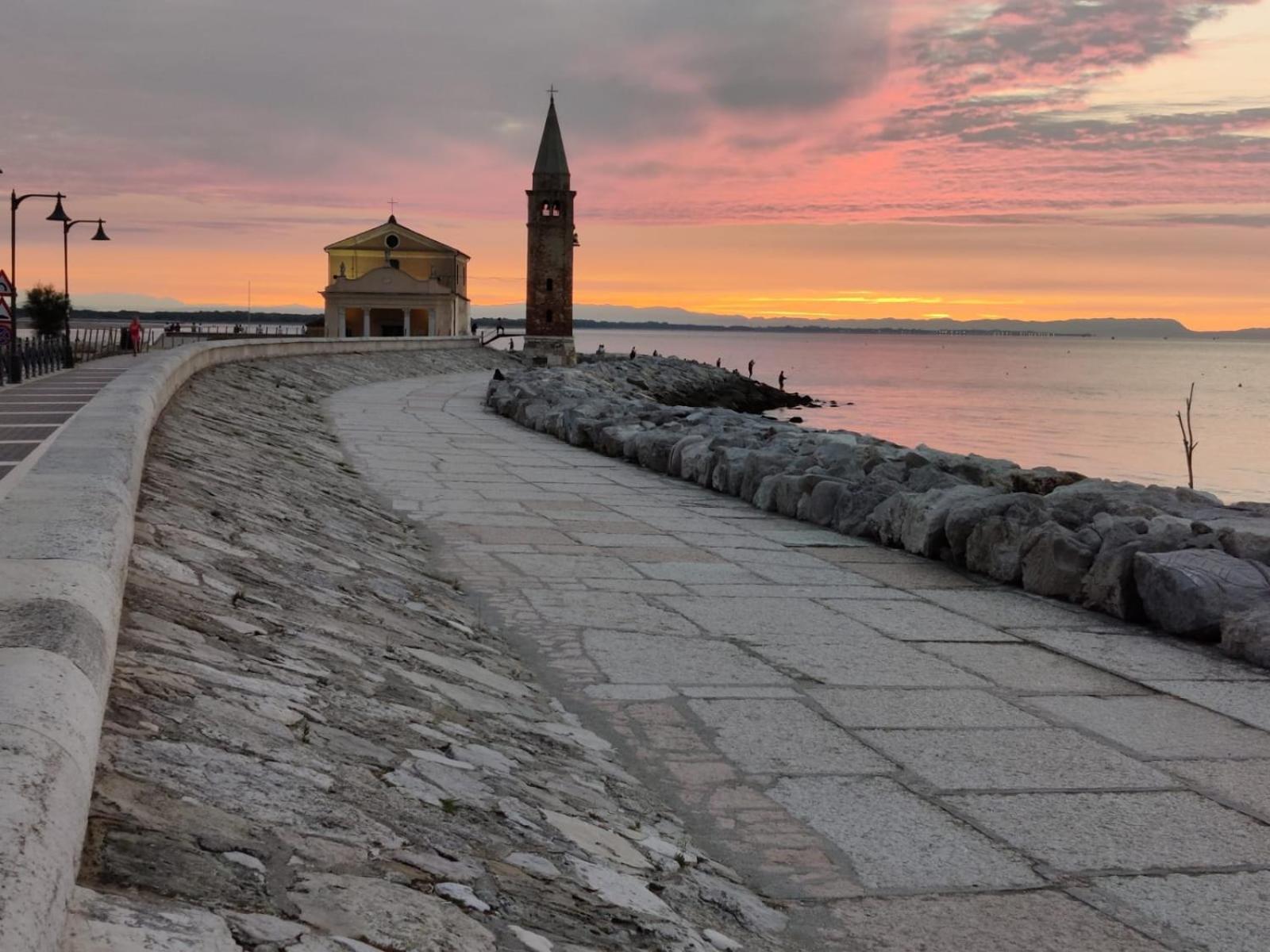 Hotel Al Capitano Caorle Exterior foto